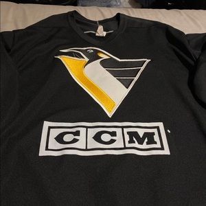 CCM Pittsburgh Penguins practice jersey